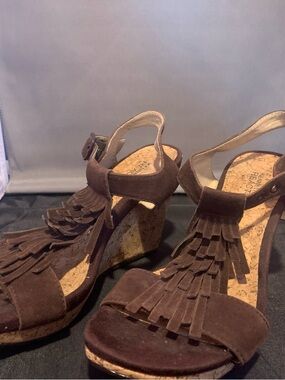 Kenneth Cole Reaction Brown Suede Fringe Cork Wedge Sandals